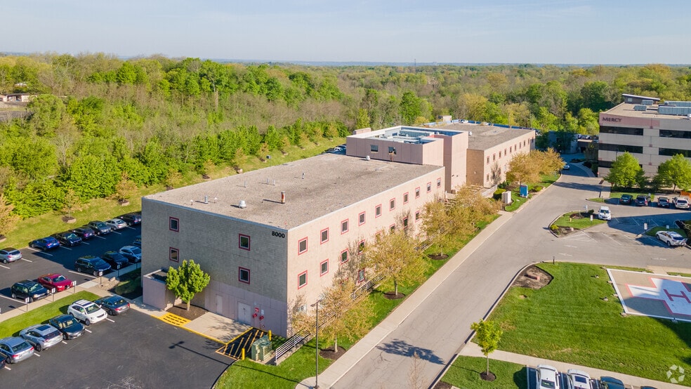 8000 Five Mile Rd, Cincinnati, OH à louer - Aérien – Image 2 sur 4