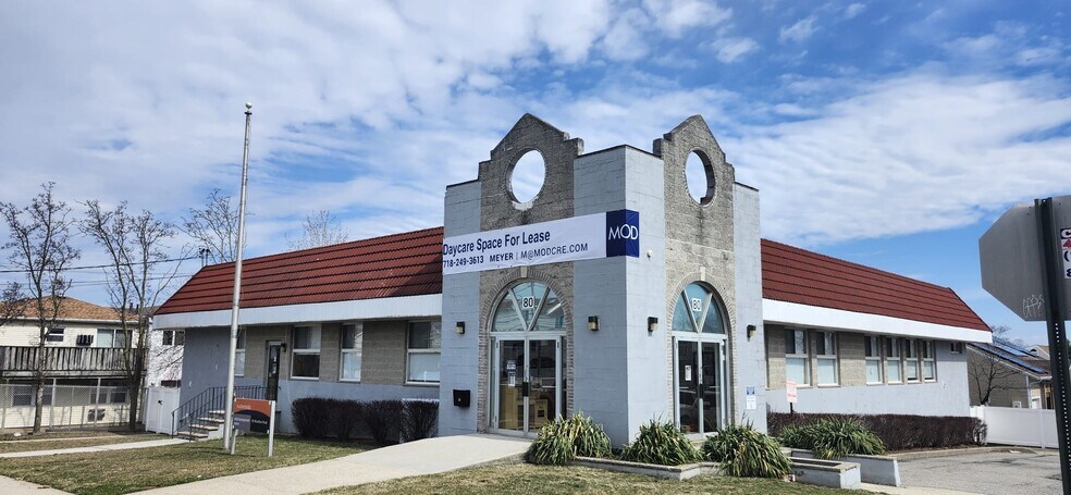 80 Woodrow Rd, Staten Island, NY à louer - Photo de l’immeuble – Image 2 sur 33