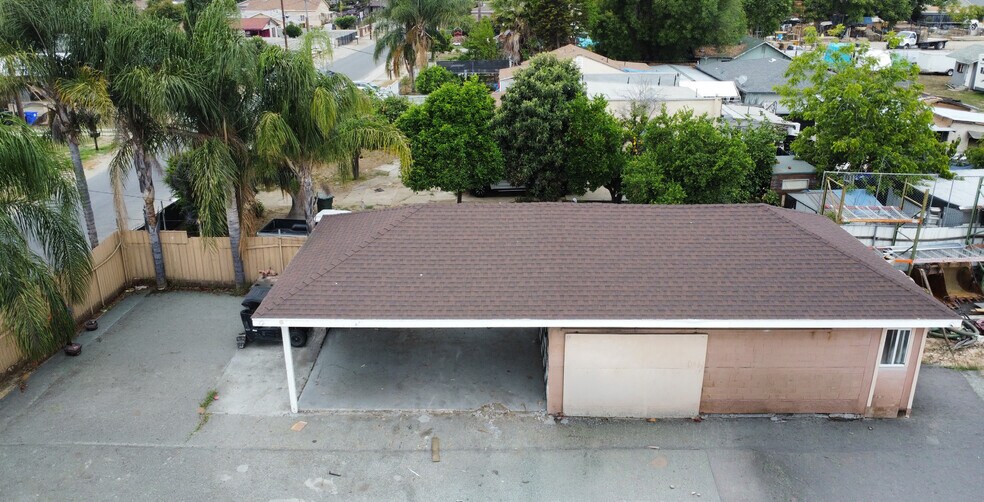 11086-11096 Pipeline Ave, Pomona, CA à vendre - Photo de l’immeuble – Image 2 sur 3