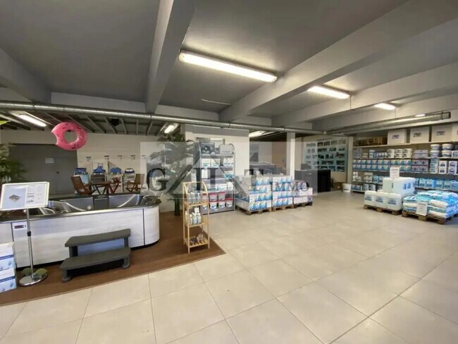 Plus de détails pour Industriel/Logistique à vendre