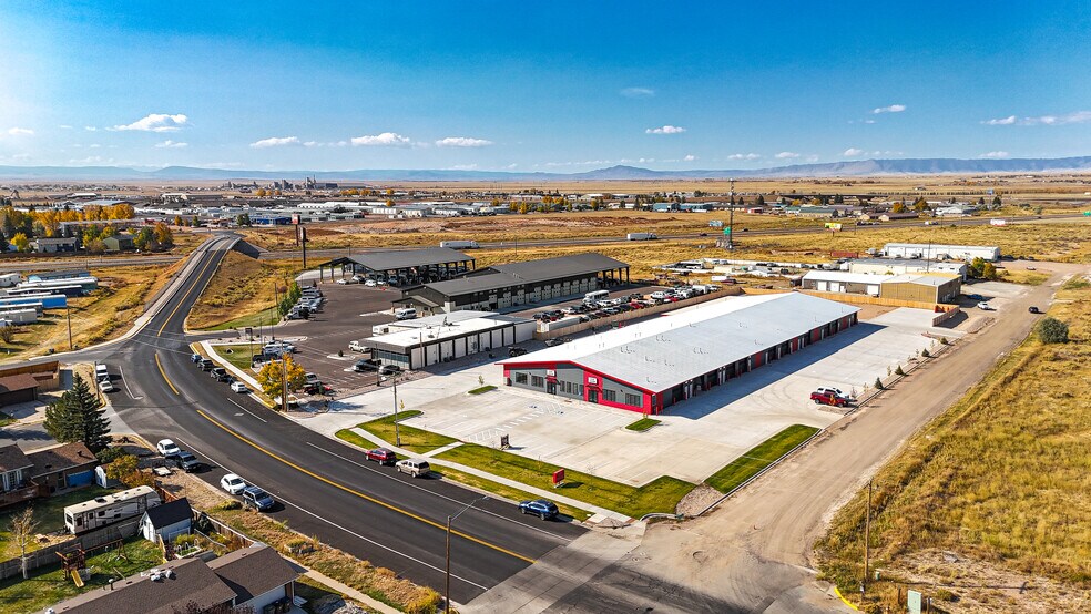 2000 S 15th St, Laramie, WY à louer - Photo de l’immeuble – Image 3 sur 53