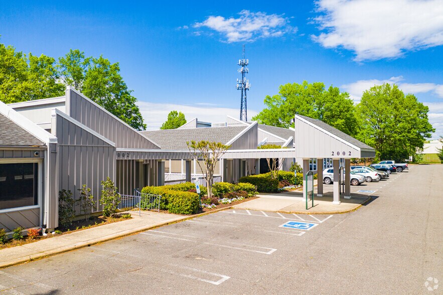 2000 Bremo Rd, Richmond, VA à vendre - Photo de l’immeuble – Image 3 sur 4