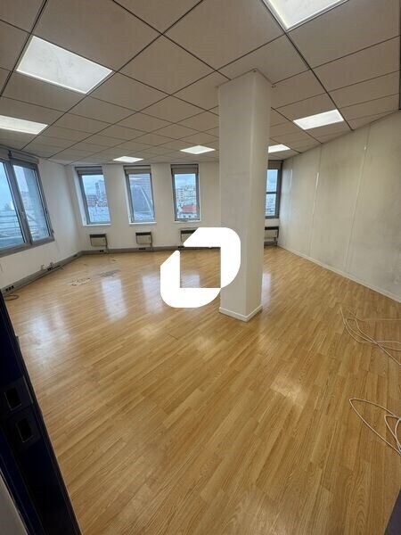 Bureau dans Pantin à louer Photo intérieure– Image 1 sur 5