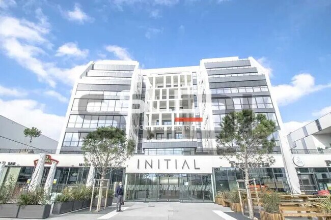 Plus de détails pour Bureau à vendre