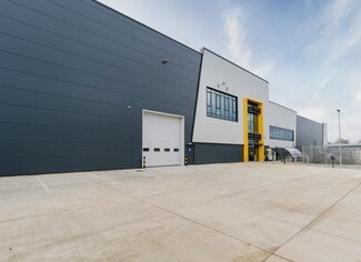 Plus de détails pour Unit 1-3 Tewin Rd, Welwyn Garden City - Industriel/Logistique à louer