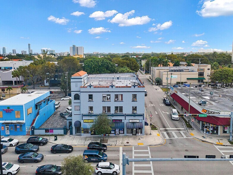 1274 W Flagler St, Miami, FL à vendre - Photo de l’immeuble – Image 3 sur 15