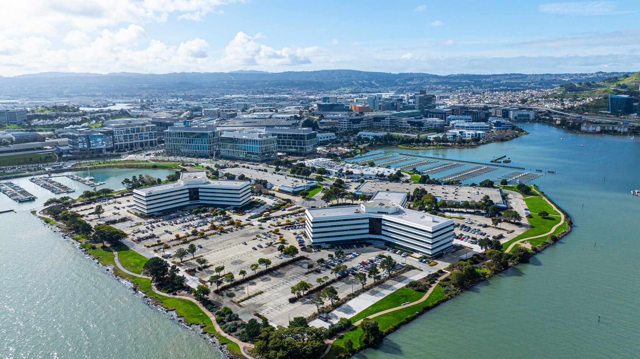 395 Oyster Point Blvd, South San Francisco, CA à louer Aérien– Image 1 sur 17