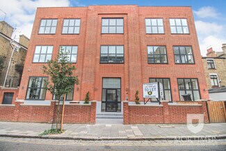 Plus de détails pour 3 Victorian Grv, Londres - Bureau à louer