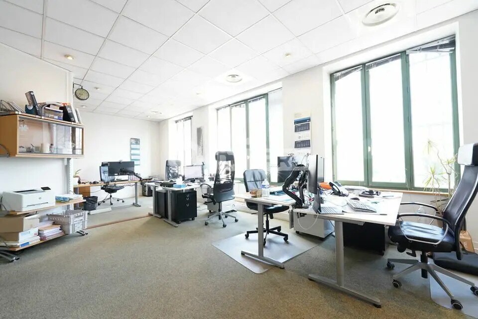 Bureau dans Caluire-et-Cuire à vendre Photo principale– Image 1 sur 13