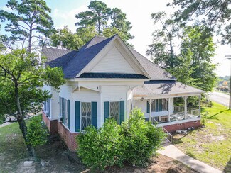 Plus de détails pour 318 Daingerfield St, Pittsburg, TX - Bureau à vendre
