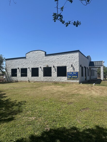 470 This Way St, Lake Jackson, TX à louer - Photo de l’immeuble – Image 3 sur 35