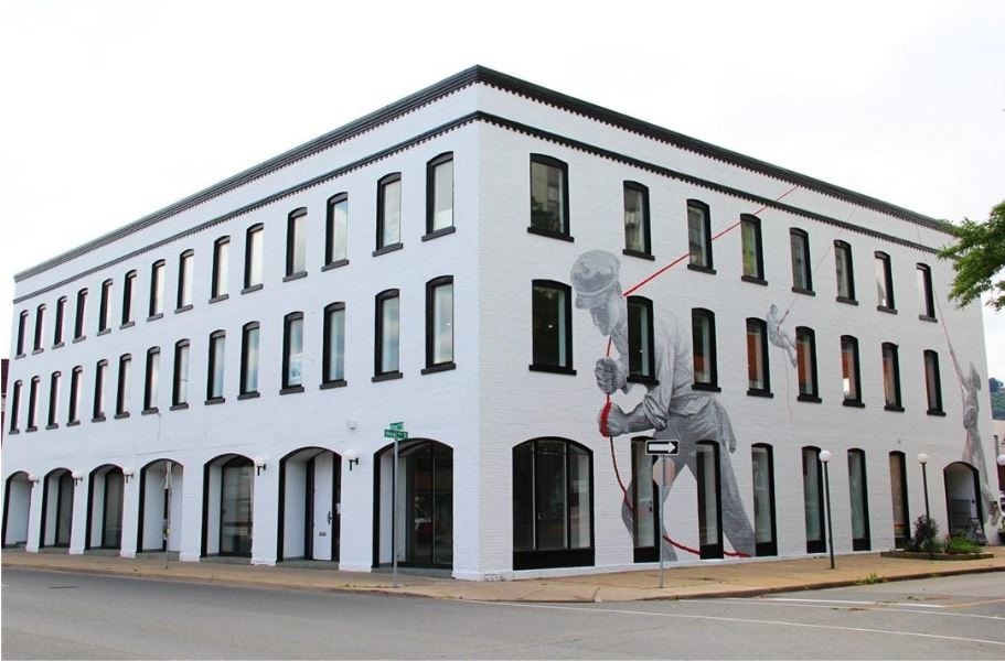380 King St E, Hamilton, ON à louer Photo principale– Image 1 sur 7