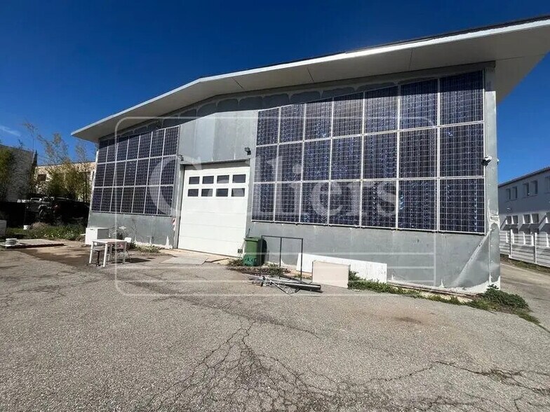 Bureau dans Éguilles à louer - Photo de l’immeuble – Image 1 sur 8