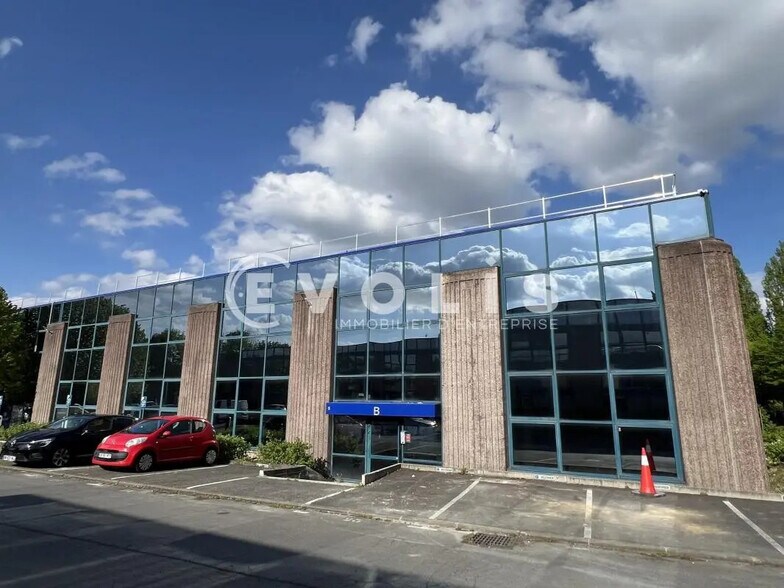 3-7 Avenue Des Frères Lumières, Villiers-sur-Marne à louer - Photo de l’immeuble – Image 1 sur 10