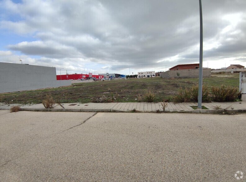 Terrain dans Olías del Rey, Toledo à vendre - Photo de l’immeuble – Image 2 sur 4