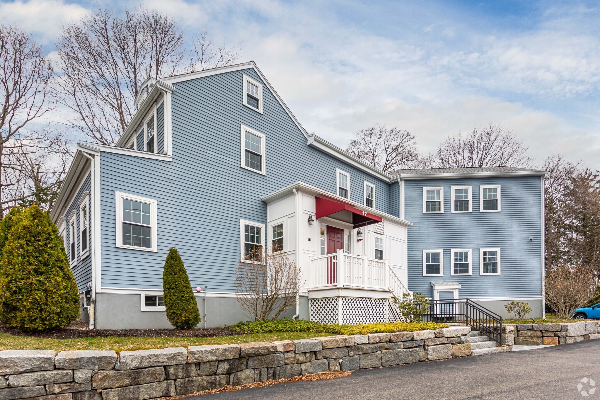 17 Canton Ave, Milton, MA à vendre Photo de l’immeuble– Image 1 sur 12