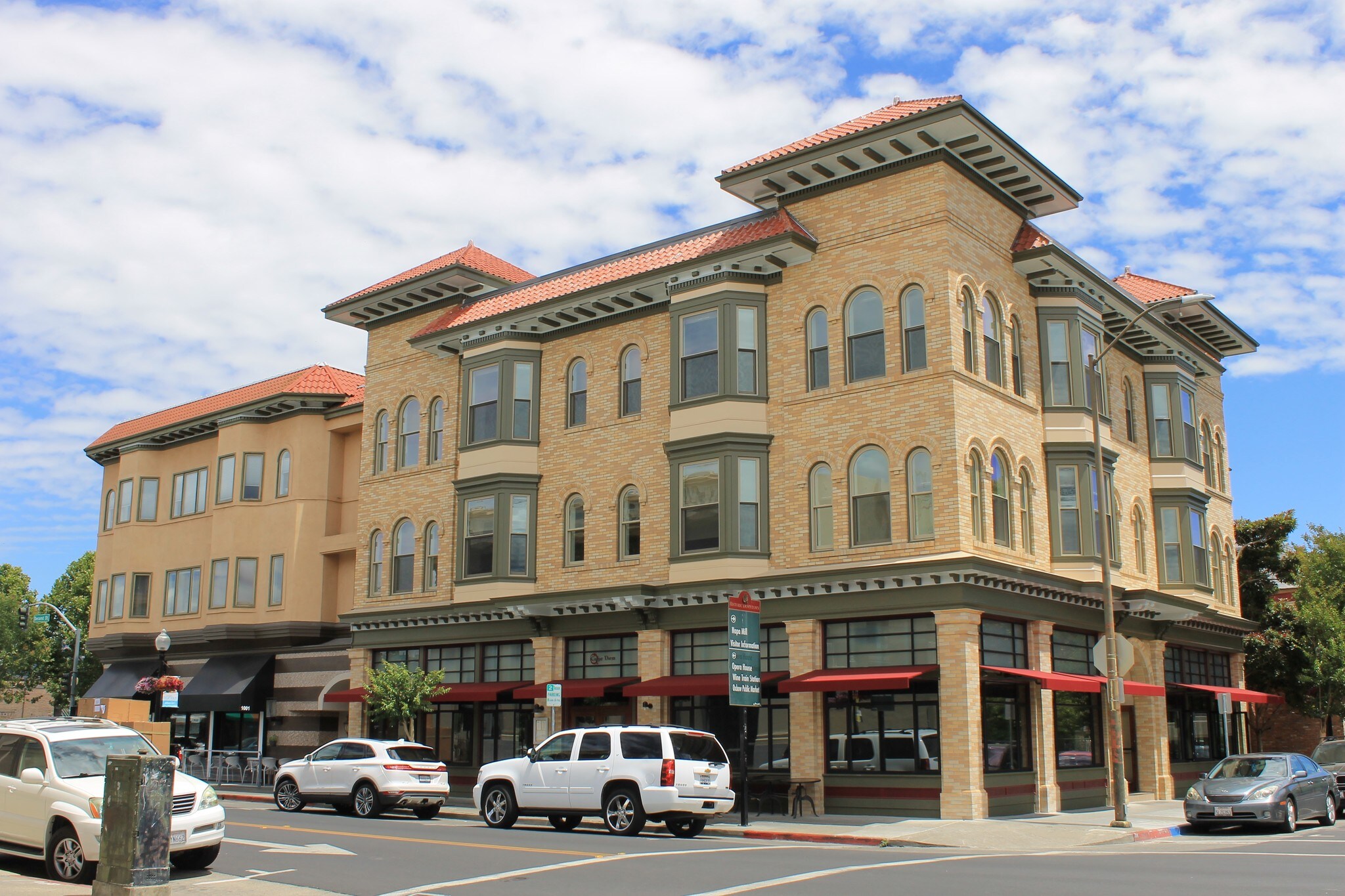 1001 2nd St, Napa, CA à louer Photo principale– Image 1 sur 6