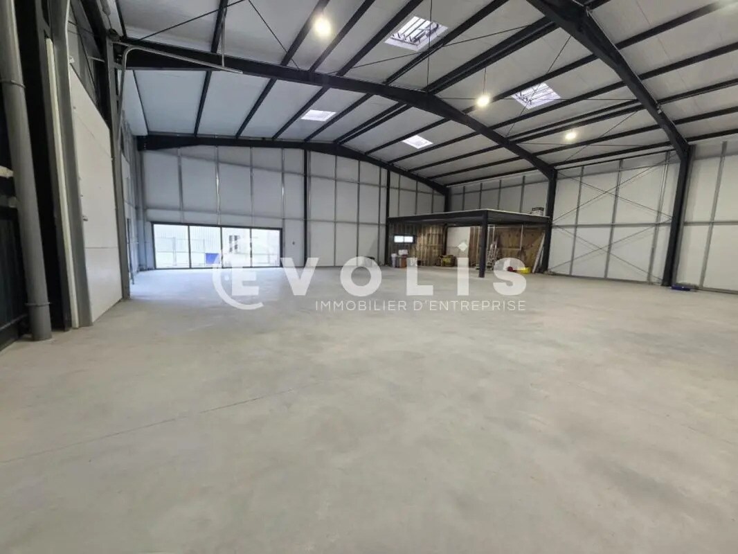 Local d’activités dans Arpajon à louer Photo de l’immeuble– Image 1 sur 9