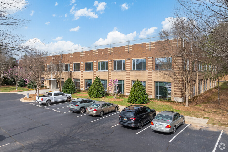 275 Scientific Dr, Peachtree Corners, GA à louer - Photo de l’immeuble – Image 1 sur 9