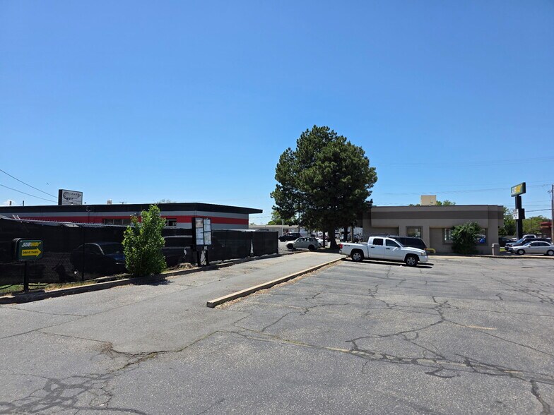 564 N Main St, Clearfield, UT à louer - Photo de l’immeuble – Image 3 sur 4