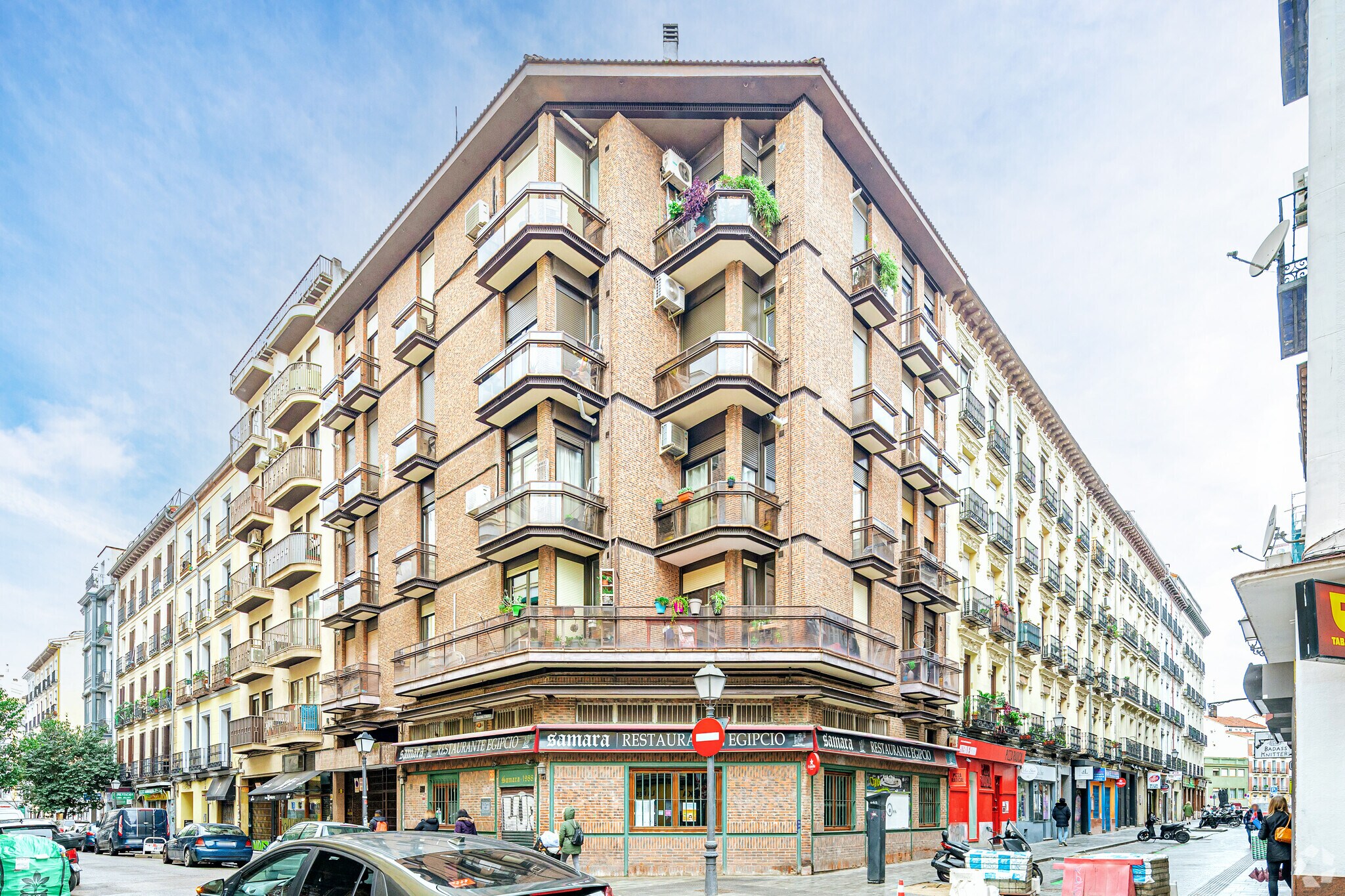 Local commercial dans Madrid, Madrid à louer Photo principale– Image 1 sur 3