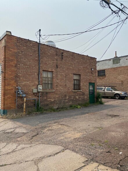 202 W Genesee St, Iron River, MI à vendre - Photo de l’immeuble – Image 3 sur 9