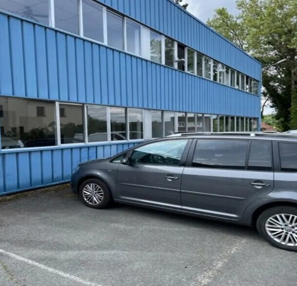 22 Avenue Du Château, SAINT-OUEN-L'AUMONE à louer - Photo de l’immeuble – Image 3 sur 3