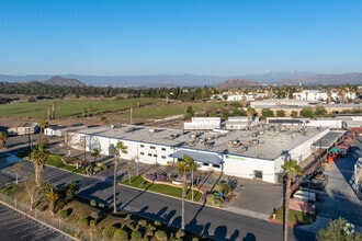 5950 Wilderness Ave, Riverside, CA - Vue aérienne  vue de carte