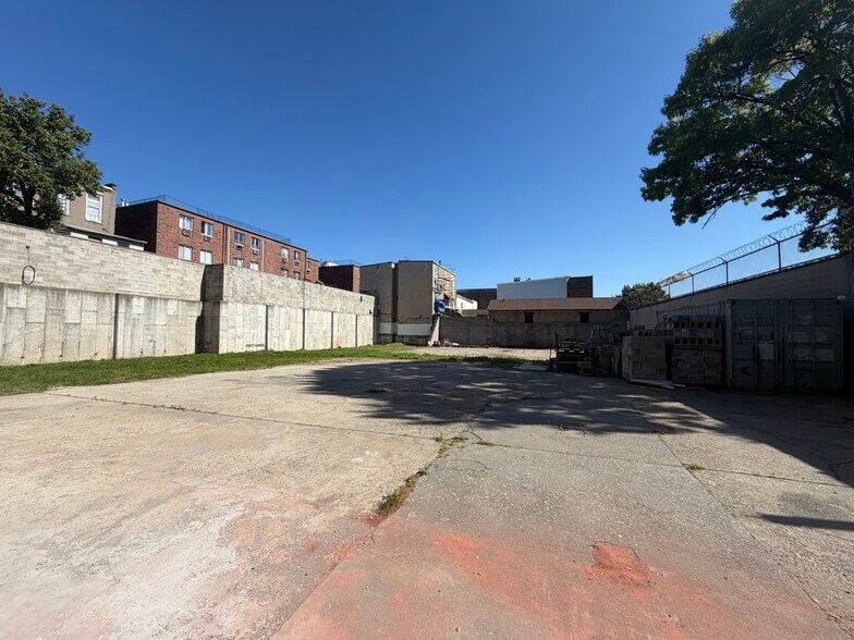 4277 3rd Ave, Bronx, NY à vendre - Photo de l’immeuble – Image 3 sur 5