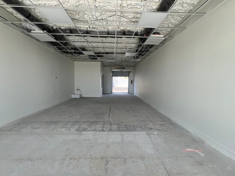 1324-1326 W University Dr, Tempe, AZ à louer - Photo intérieure – Image 3 sur 9