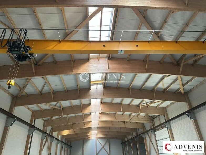 Local d'activités dans Bassens à vendre - Photo intérieure – Image 2 sur 9