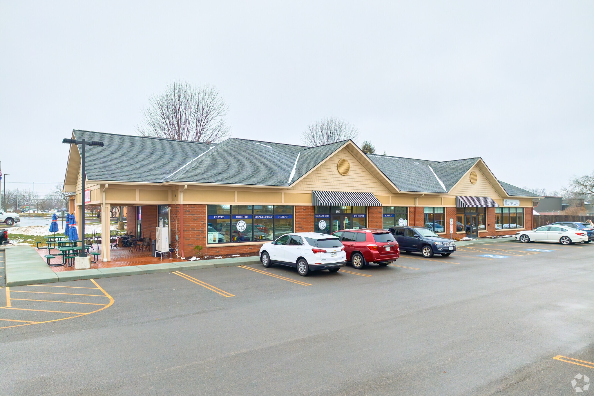 1270 Commercial Dr, Farmington, NY à vendre Photo principale– Image 1 sur 6