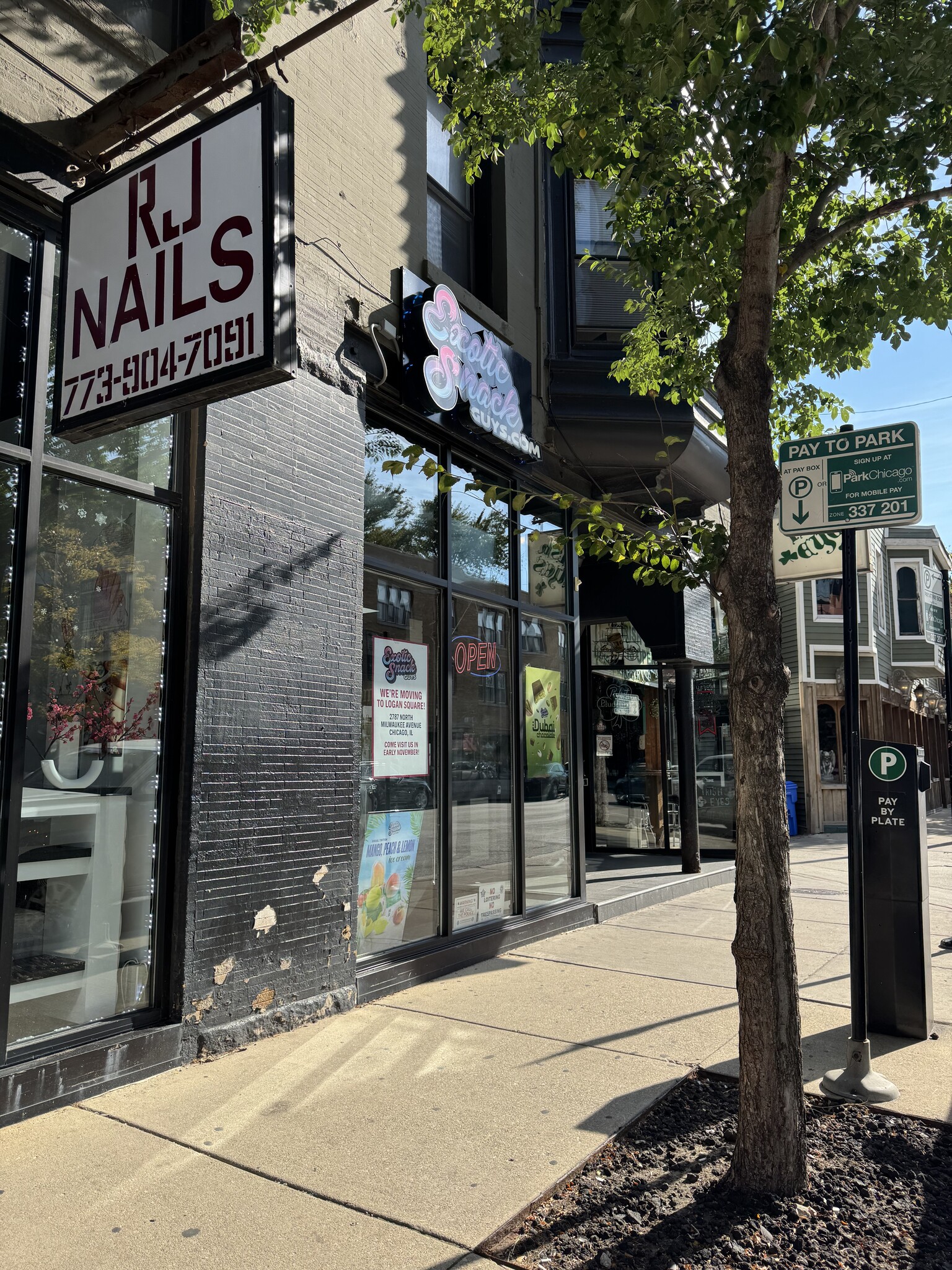 2521 N Lincoln Ave, Chicago, IL à louer Photo de l’immeuble– Image 1 sur 3