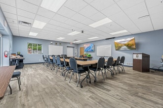 742 Fairmont Rd, Morgantown, WV à louer Photo intérieure– Image 2 sur 5