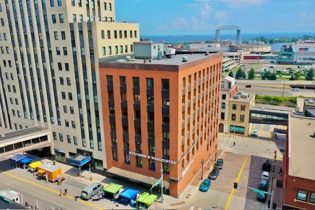 332 W Superior St, Duluth, MN à vendre - Photo de l’immeuble – Image 2 sur 8