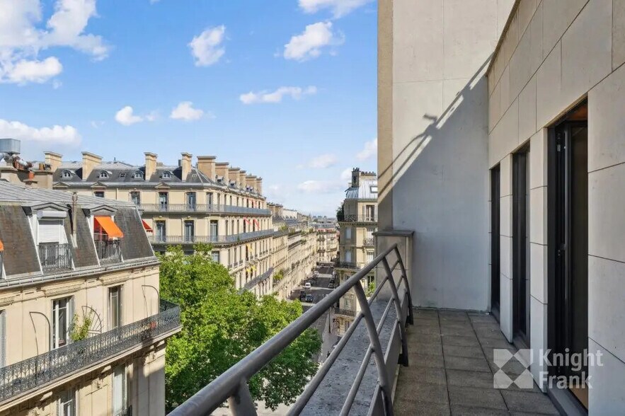 37-39 Rue Boissière, Paris à louer - Photo de l’immeuble – Image 1 sur 26