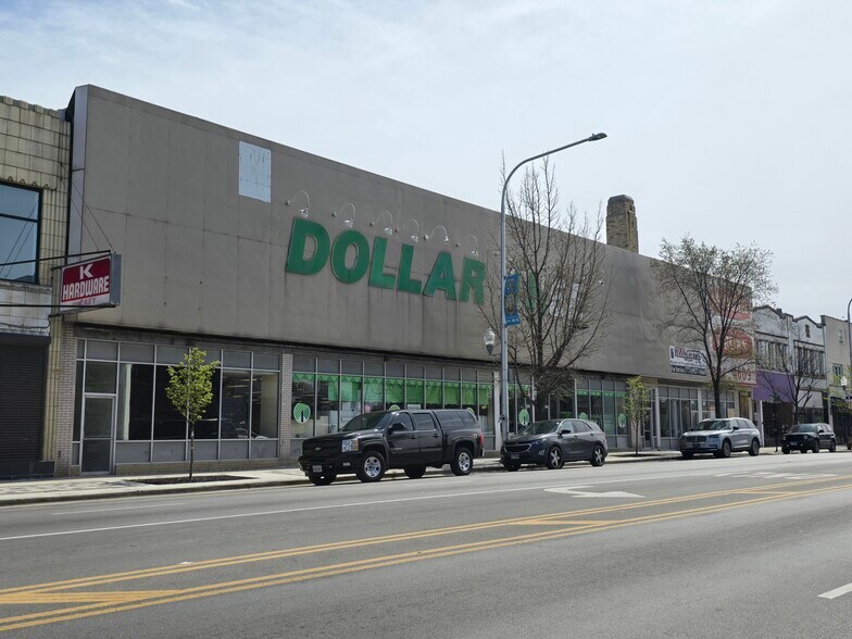 4609 S Ashland Ave, Chicago, IL à louer - Photo de l’immeuble – Image 2 sur 9