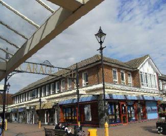 21-41 Vicarage Field, Hailsham à louer - Photo de l’immeuble – Image 3 sur 8