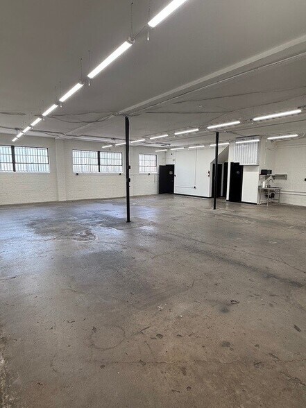 3814 Willat Ave, Culver City, CA à louer - Photo intérieure – Image 3 sur 15