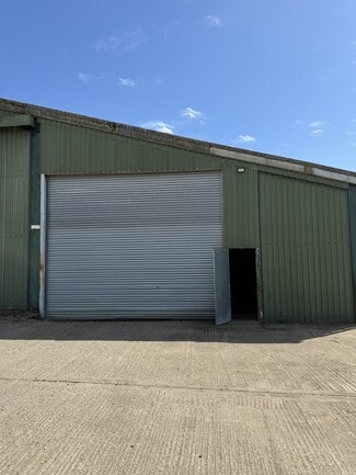 Plus de détails pour Ashfield Place Farm, Debenham - Industriel/Logistique à louer