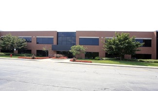 Plus de détails pour 4200 Cantera Dr, Warrenville, IL - Bureau à vendre