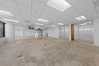 18100 Von Karman Ave, Irvine, CA à louer Photo intérieure– Image 2 sur 13