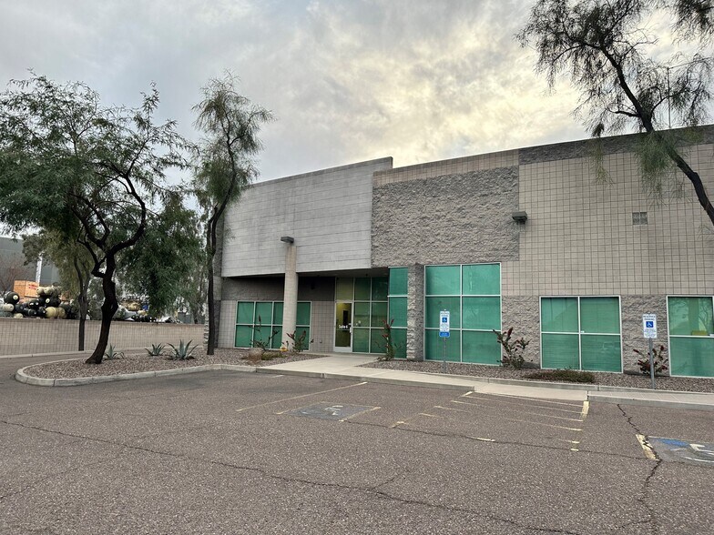 3155 N Nevada St, Chandler, AZ à louer - Photo de l’immeuble – Image 2 sur 6