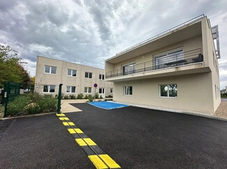 Plus de détails pour 22 Rue Du 35Eme Regiment D'Aviation, Bron - Bureau à louer