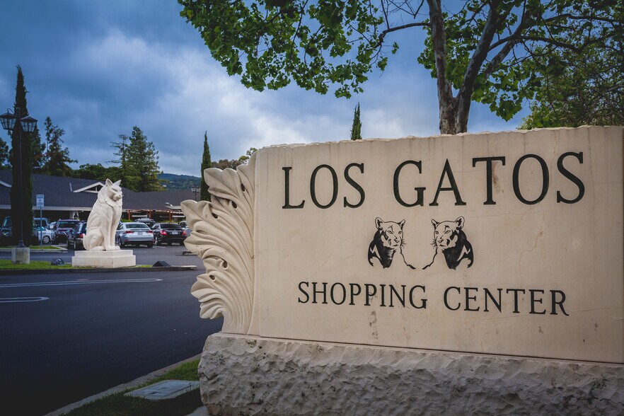 432-440 N Santa Cruz Ave, Los Gatos, CA à louer - Photo de l’immeuble – Image 3 sur 3