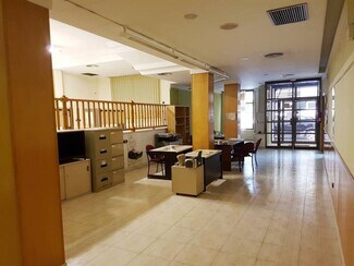 Plus de détails pour Local commercial à louer