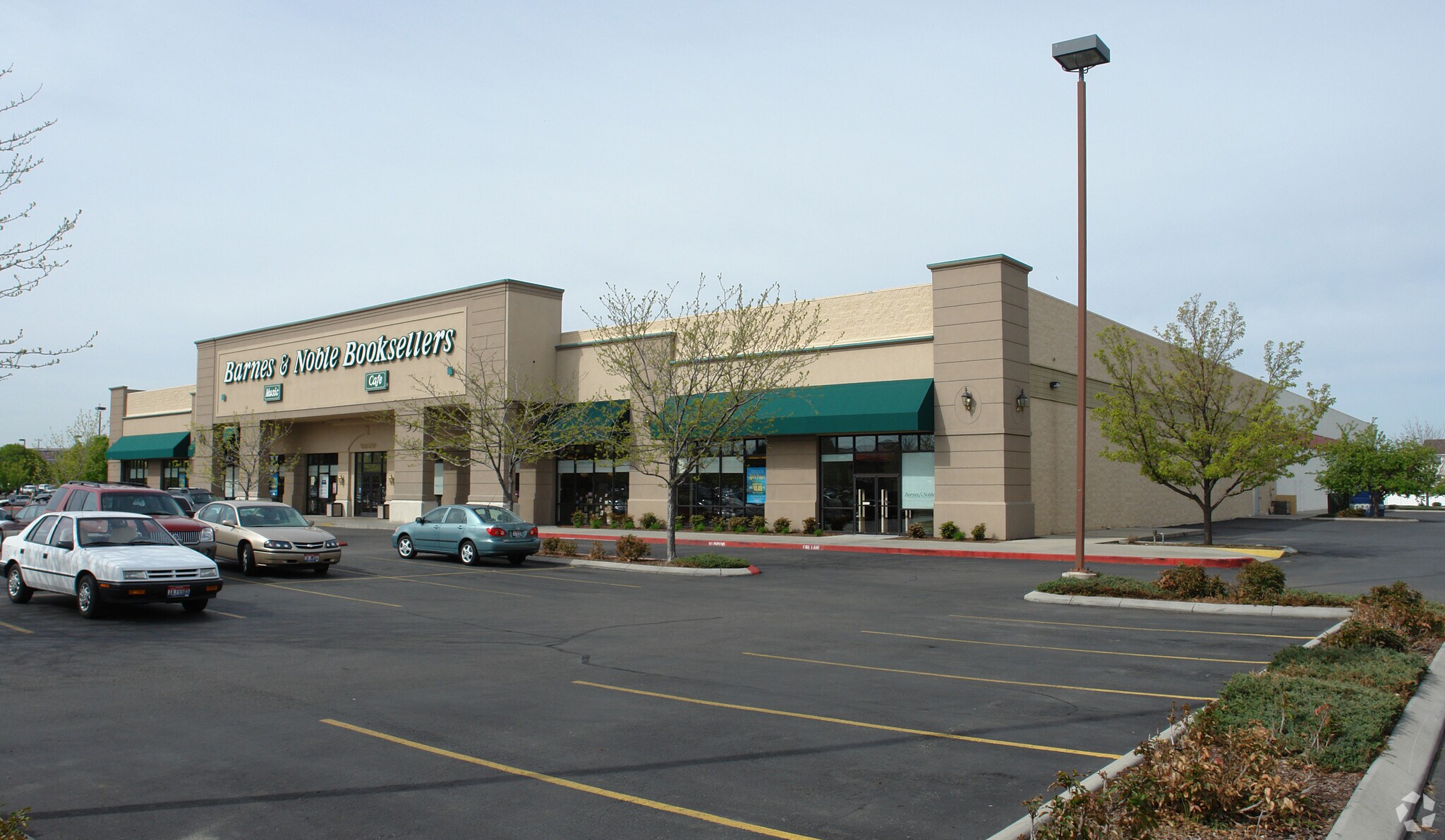 1301-1315 N Milwaukee St, Boise, ID à louer Photo principale– Image 1 sur 3