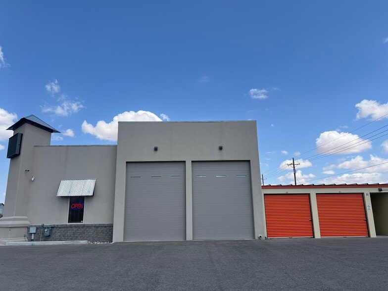 5000 N Sonoma Ranch Blvd, Las Cruces, NM à louer - Photo de l’immeuble – Image 2 sur 3