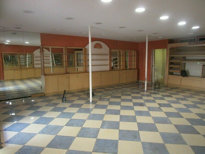 Local commercial dans Chalon-sur-Saône à vendre - Photo intérieure – Image 1 sur 6