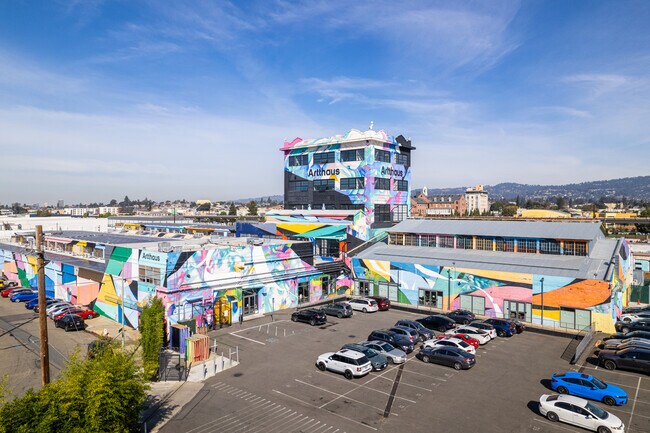 Plus de détails pour 2744 E 11th St, Oakland, CA - Bureau, Local d'activités à louer